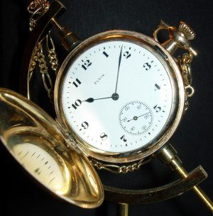 Antique Elgin pocket watch